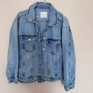 Classic Blue Vintage-Style Denim Jacket